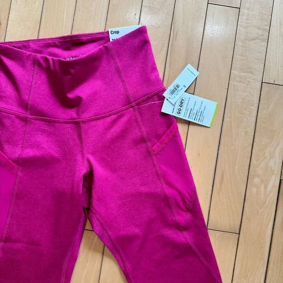 NWT OLD NAVY ACTIVE Go Dry Crop Compression Leggings with pockets- XS - Picture 3 of 8